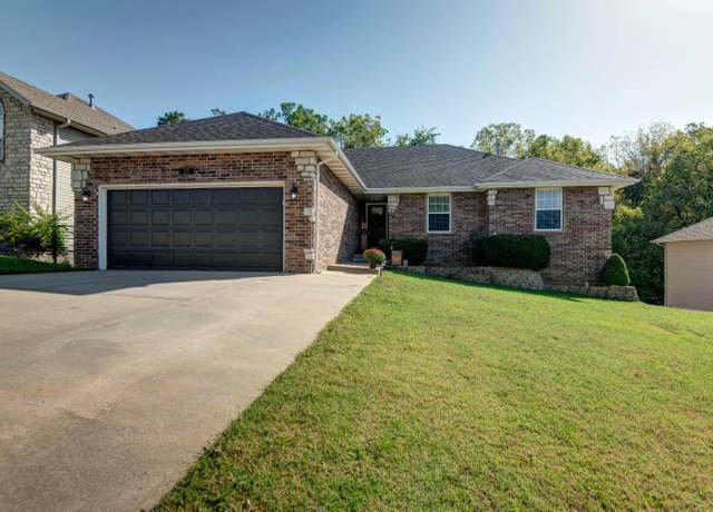 Property at 3074 S Suburban Ave, Springfield, MO 65807, 3 beds, 3 baths
