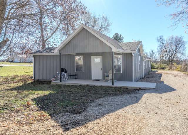 Property at 538 W Mack Rd, Seymour, MO 65746, 3 beds, 2 baths