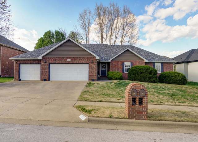 Property at 853 E Meadow Garden Ct, Nixa, MO 65714, 4 beds, 2.5 baths