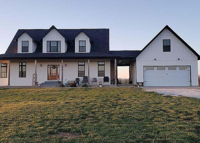 Property at 2252 Tennessee Rd, Ozark, MO 65721, 4 beds, 4 baths