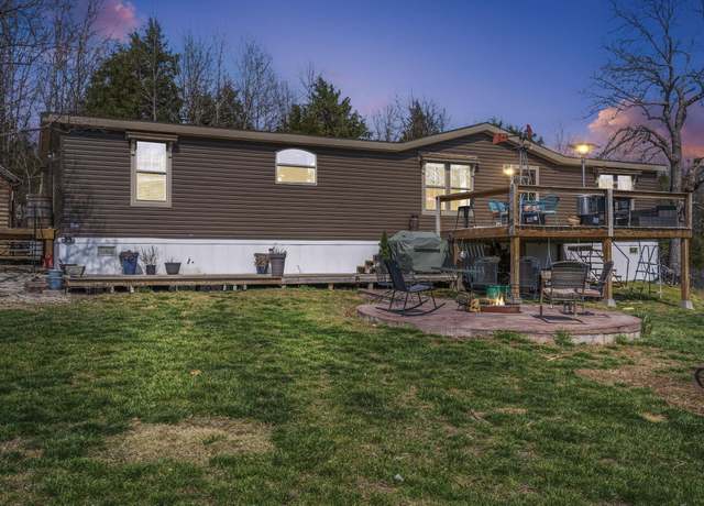 Property at 1276 Mountain Grove Rd, Branson, MO 65616, 3 beds, 2 baths