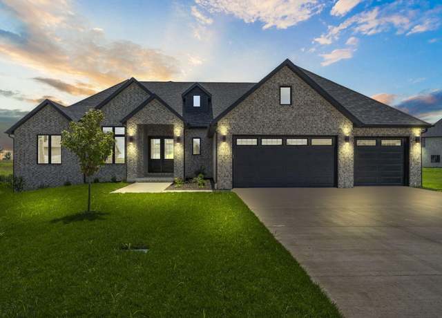 Property at 1971 N Alysheba Ct, Springfield, MO 65802, 4 beds, 2.5 baths