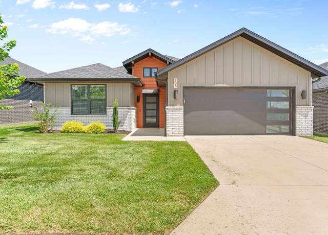 Property at 5955 S Farm Rd 163 #105, Springfield, MO 65810, 3 beds, 2 baths