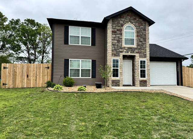 Property at 105 W Craig St, Stockton, MO 65785, 3 beds, 1.5 baths