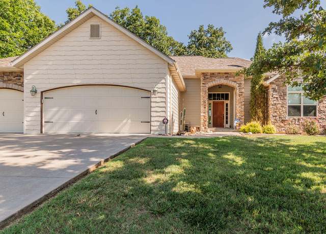 Property at 71 Fox Hollow Rd, Branson West, MO 65737, 3 beds, 2 baths