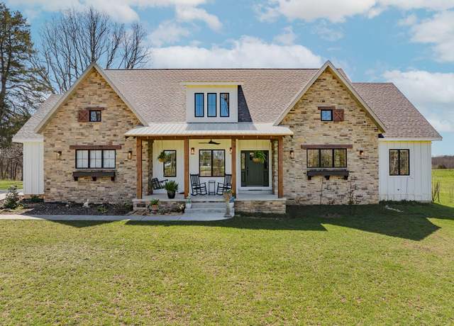 Property at 450 Wyldewood Rdg, Fordland, MO 65652, 4 beds, 3.5 baths