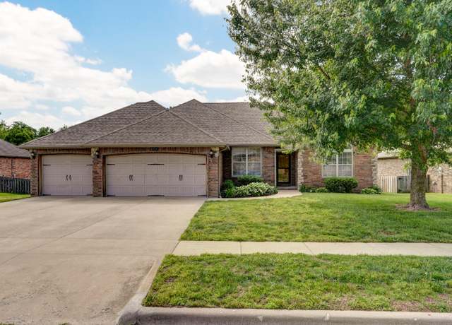 Property at 4353 S Frisco Trails Rd, Springfield, MO 65810, 4 beds, 2 baths