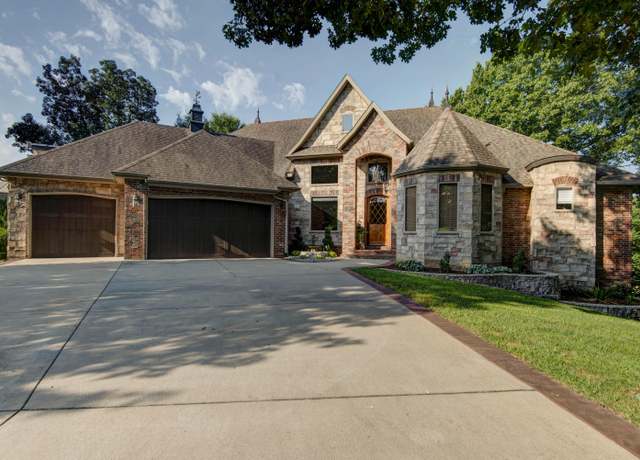 Property at 725 S Hickory Ter, Springfield, MO 65809, 6 beds, 5 baths