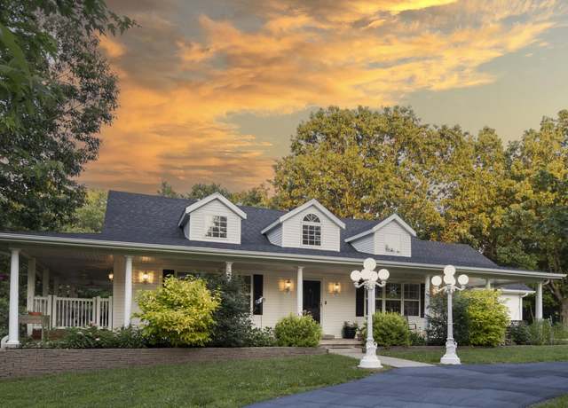Property at 150 Licaria Rd, Ozark, MO 65721, 4 beds, 3.5 baths