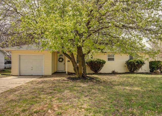 Property at 601 S Oak Grove Ave, Springfield, MO 65802, 3 beds, 1 bath