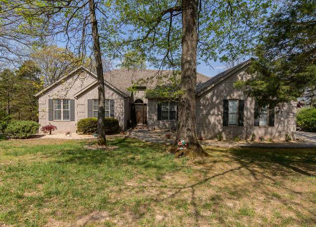 Property at 1302 Stoneycreek Ln, Branson West, MO 65737, 3 beds, 2 baths