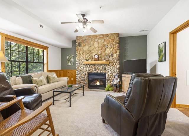 Property at 132 Rock Candy Lane Ln #1, Branson, MO 65616, 2 beds, 2 baths