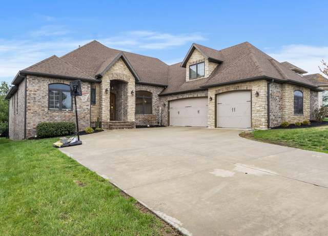 Property at 2915 S Camber Ave, Springfield, MO 65809, 5 beds, 3.5 baths