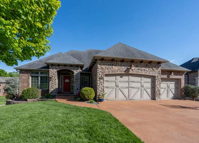 Property at 2414 E Academy St, Ozark, MO 65721, 5 beds, 3 baths