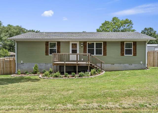 Property at 1213 3rd St, Monett, MO 65708, 3 beds, 2 baths