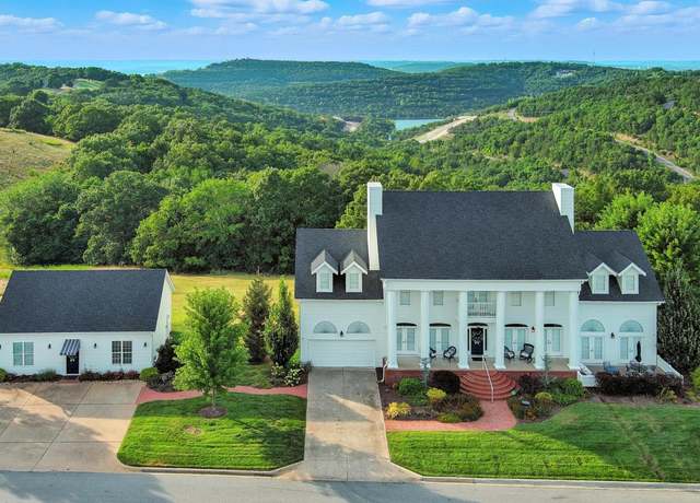 Property at 160 Emerald Pointe Drive Dr, Hollister, MO 65672, 5 beds, 5 baths