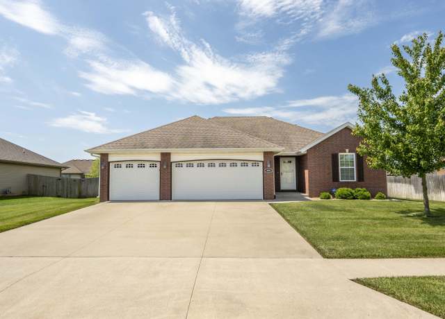 Property at 999 Democracy Dr, Rogersville, MO 65742, 3 beds, 2 baths