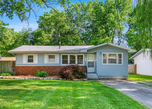 Property at 332 E Silsby St, Springfield, MO 65807, 3 beds, 2 baths