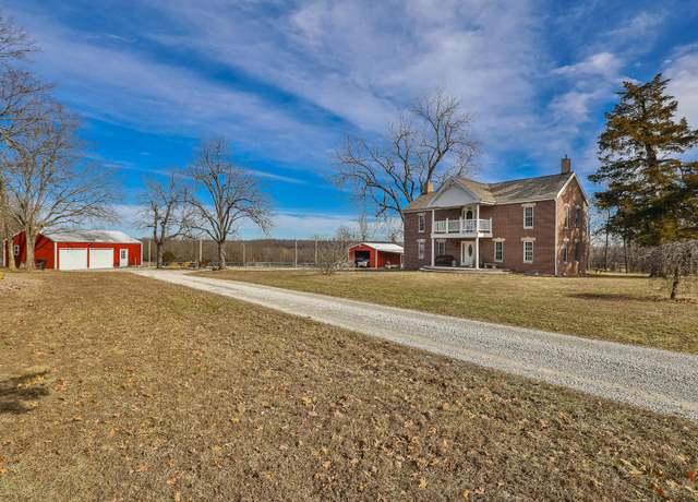 Property at 2119 E 530th Rd, Pleasant Hope, MO 65725, 3 beds, 2 baths