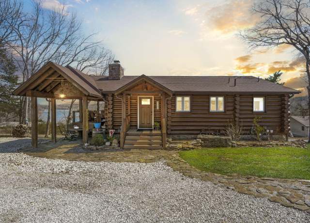 Property at 60 Chad Rd, Galena, MO 65656, 2 beds, 3 baths