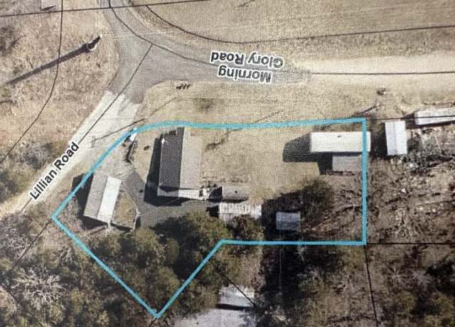 Property at 121 Lillian Rd, Rockaway Beach, MO 65740, 3 beds, 1 bath