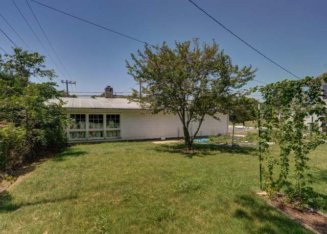 Property at 110 S Mc Canse St, Mt Vernon, MO 65712, 1.5 baths