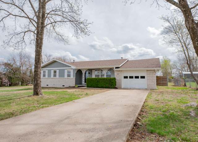 Property at 300 W Fairview St, Fair Play, MO 65649, 3 beds, 2 baths