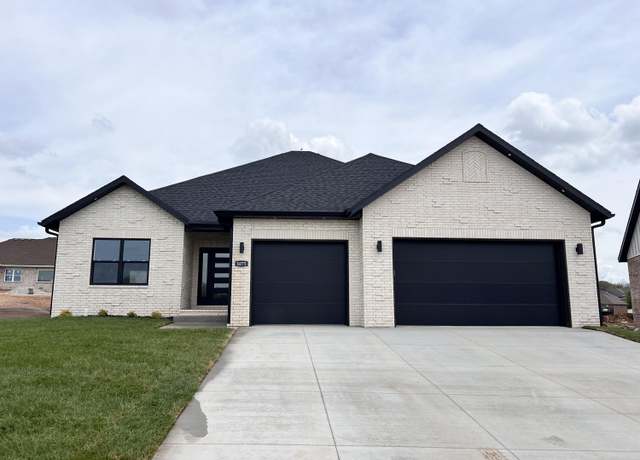 Property at 5075 E Ferdinand Ct, Springfield, MO 65802, 3 beds, 2 baths