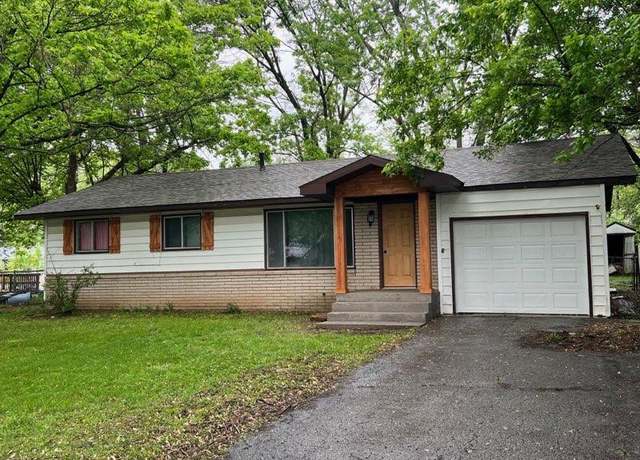 Property at 1805 Cole St, West Plains, MO 65775, 3 beds, 1 bath