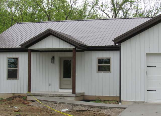 Property at 748 Birdsong Ln, Marshfield, MO 65706, 3 beds, 2 baths