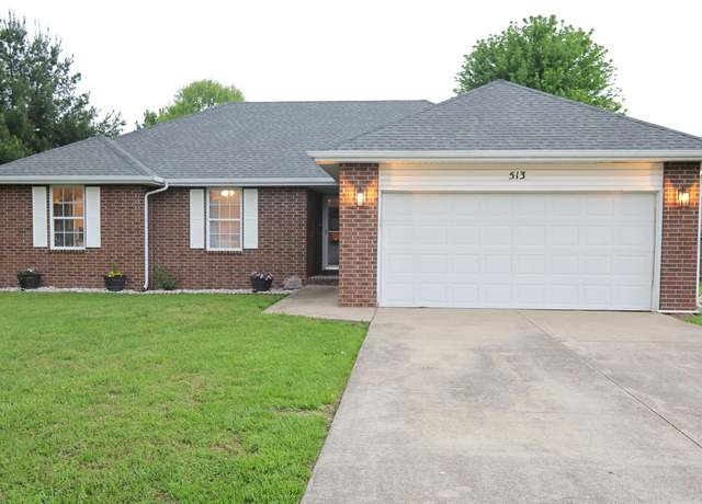 Property at 513 Osage Rd, Willard, MO 65781, 3 beds, 2 baths