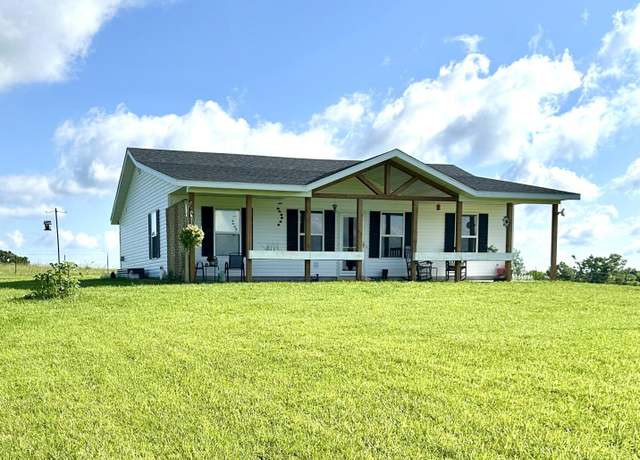 Property at 2906 Ryan Ln, Mansfield, MO 65704, 3 beds, 2 baths