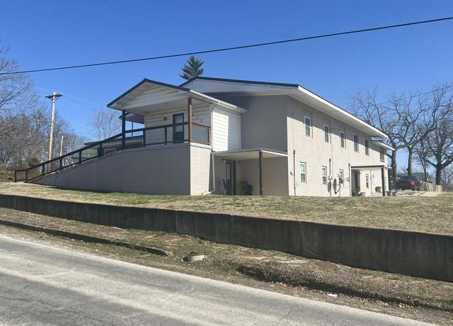 Property at 610 N Center St, Willow Springs, MO 65793, 12 beds