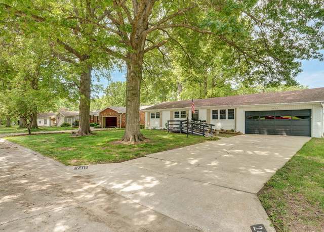 Property at 2411 S Rogers Ave, Springfield, MO 65804, 3 beds, 2 baths
