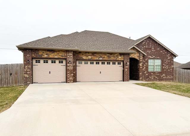 Property at 304 Regan Run, Marionville, MO 65705, 4 beds, 2 baths