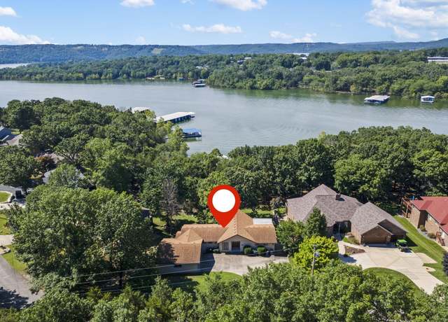 Property at 374 Lakefront Cir, Kimberling, MO 65686, 4 beds, 3.5 baths