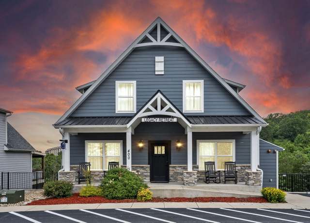 Property at 400 Lake Front Dr, Branson, MO 65616, 7 beds, 7 baths
