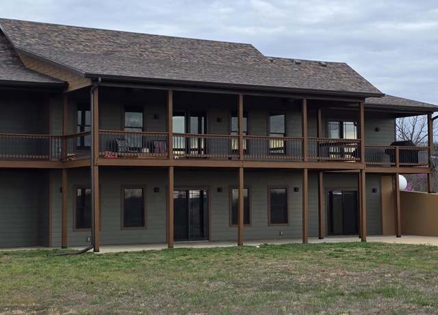Property at 132 County Road 900, Theodosia, MO 65761, 4 beds, 3.5 baths