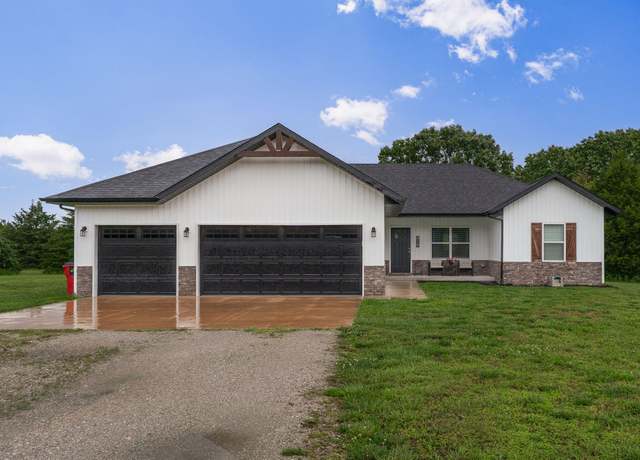 Property at 419 Wyldewood Dr, Fordland, MO 65652, 3 beds, 2 baths