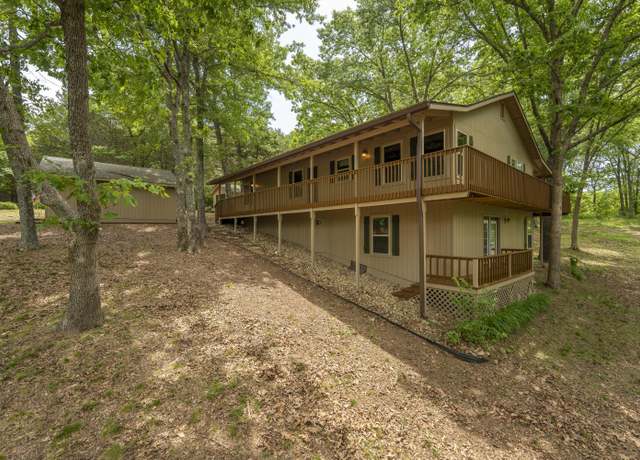 Property at 224 Loveland Dr, Rogersville, MO 65742, 3 beds, 2.5 baths