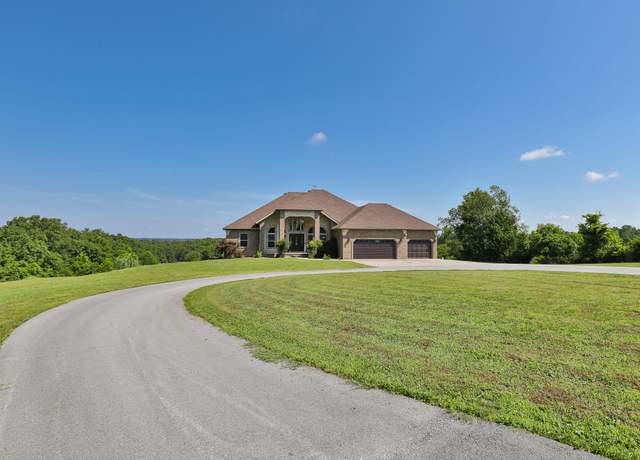Property at 303 Harris Blvd, Ozark, MO 65721, 5 beds, 5 baths