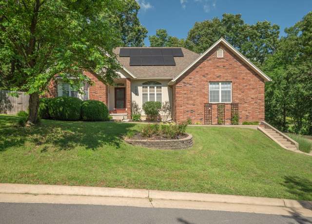 Property at 103 Fawn Trl, Neosho, MO 64850, 4 beds, 3.5 baths