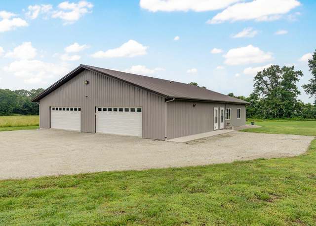 Property at 22510 Lawrence 1200, Aurora, MO 65605, 2 beds, 2 baths