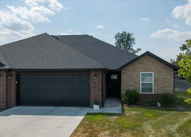 Property at 2489 Athens St, Ozark, MO 65721, 3 beds, 2 baths