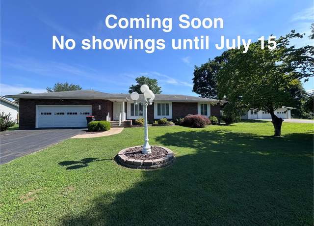 Property at 104 E Meadowbrook Ave, Clever, MO 65631, 3 beds, 2 baths