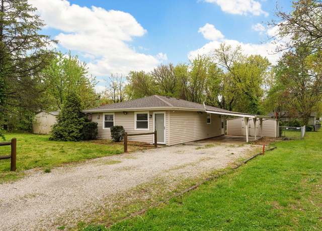 Property at 2116 W Central St, Springfield, MO 65802, 2 beds, 1.5 baths
