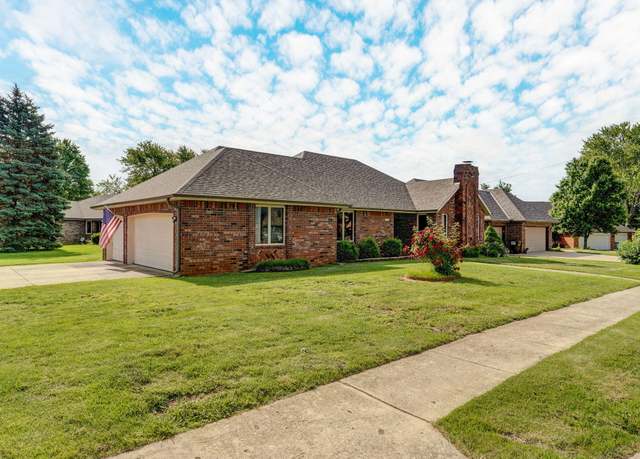 Property at 2484 S Suprema Ave, Springfield, MO 65807, 3 beds, 2 baths