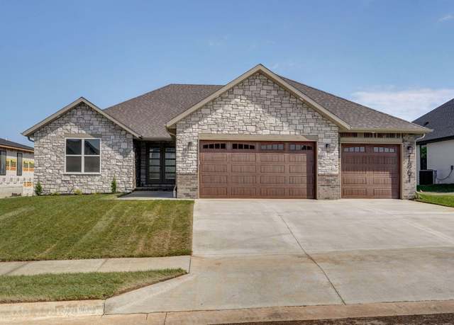 Property at 1861 E Cobblestone Dr, Ozark, MO 65721, 4 beds, 2 baths