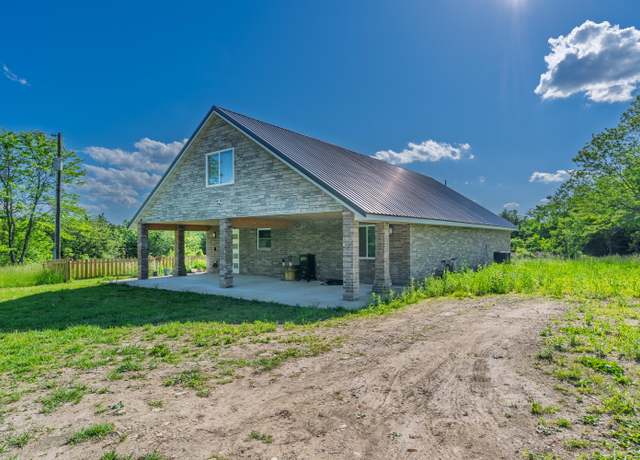 Property at 10481 N Farm Road 149, Pleasant Hope, MO 65725, 3 beds, 2.5 baths