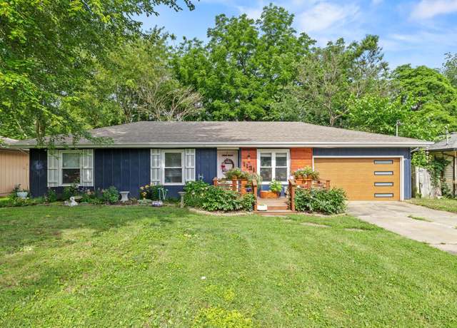 Property at 1131 S Paula Ave, Springfield, MO 65804, 3 beds, 1.5 baths